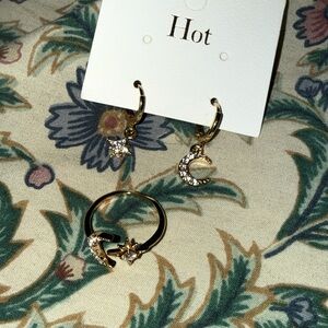 Gold Crescent Moon Jewelry Set